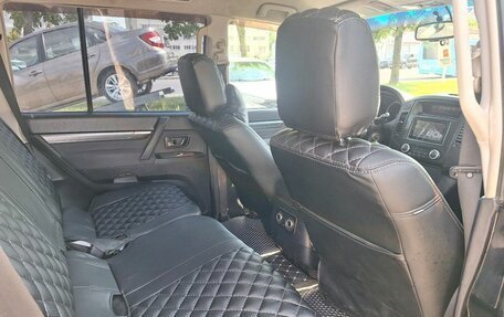 Mitsubishi Pajero IV, 2006 год, 1 049 000 рублей, 8 фотография