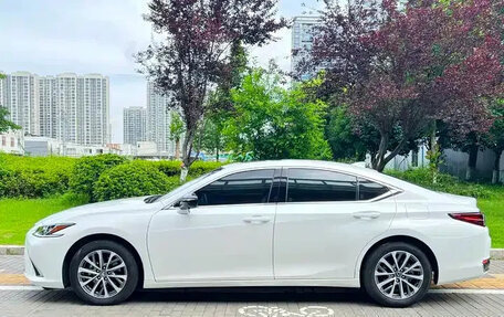 Lexus ES, 2022 год, 2 880 045 рублей, 9 фотография