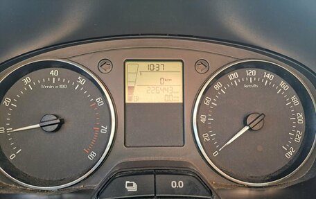 Skoda Fabia II, 2013 год, 399 000 рублей, 16 фотография