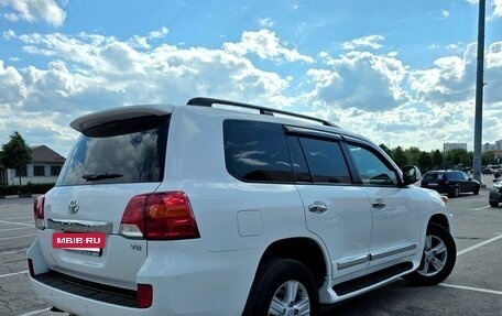 Toyota Land Cruiser 200, 2012 год, 3 250 000 рублей, 2 фотография