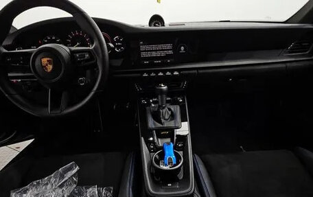 Porsche 911 GT3, 2022 год, 19 950 000 рублей, 7 фотография