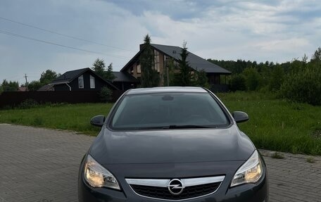 Opel Astra J, 2011 год, 680 000 рублей, 6 фотография
