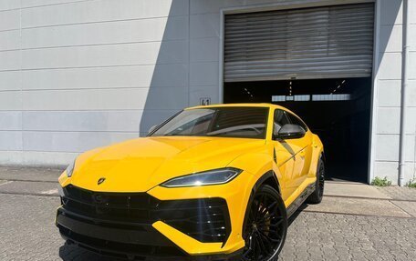 Lamborghini Urus I, 2025 год, 42 000 000 рублей, 3 фотография