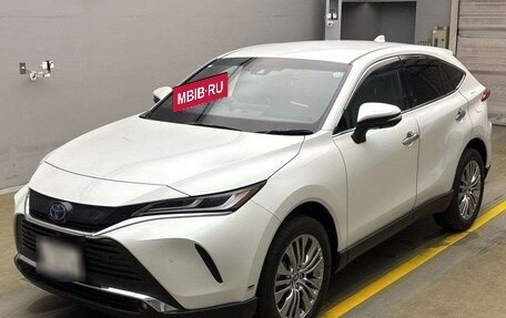 Toyota Harrier, 2022 год, 3 170 099 рублей, 2 фотография