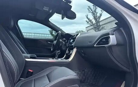 Jaguar XE I рестайлинг, 2021 год, 2 705 045 рублей, 2 фотография