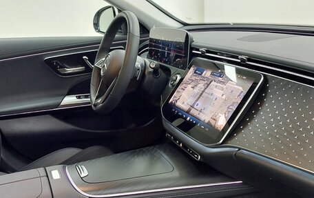 Mercedes-Benz E-Класс, 2024 год, 6 350 000 рублей, 12 фотография