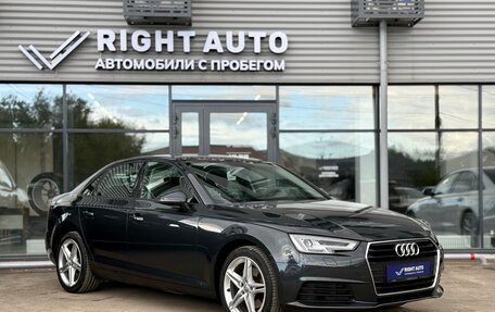 Audi A4, 2018 год, 2 490 000 рублей, 3 фотография