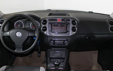 Volkswagen Tiguan I, 2010 год, 949 000 рублей, 15 фотография