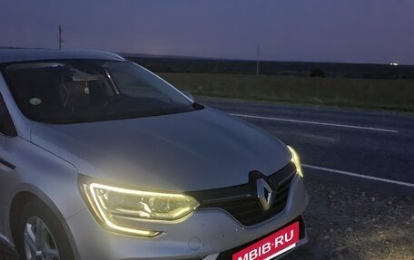 Renault Megane IV, 2020 год, 1 920 000 рублей, 2 фотография