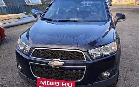 Chevrolet Captiva I, 2013 год, 1 290 000 рублей, 2 фотография