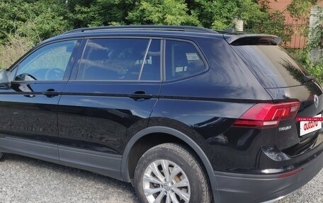 Volkswagen Tiguan II, 2020 год, 3 000 000 рублей, 8 фотография