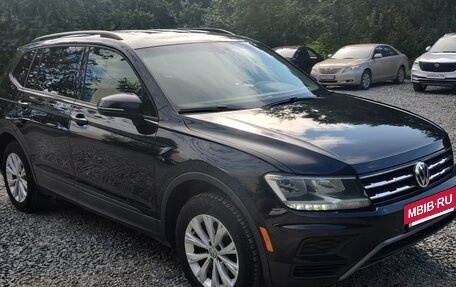 Volkswagen Tiguan II, 2020 год, 3 000 000 рублей, 5 фотография