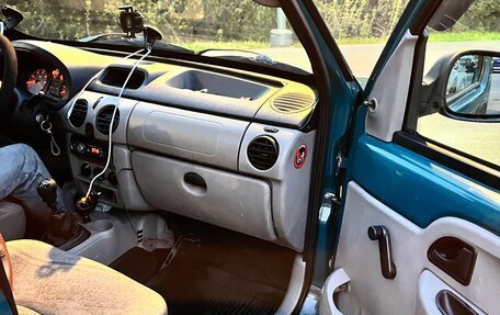 Renault Kangoo II рестайлинг, 2003 год, 425 000 рублей, 6 фотография
