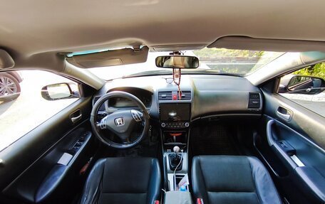 Honda Accord VII рестайлинг, 2003 год, 700 000 рублей, 3 фотография