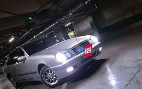 Mercedes-Benz E-Класс, 2002 год, 620 000 рублей, 2 фотография