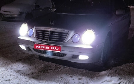 Mercedes-Benz E-Класс, 2002 год, 620 000 рублей, 5 фотография