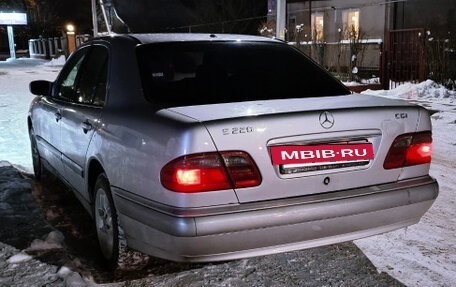 Mercedes-Benz E-Класс, 2002 год, 620 000 рублей, 6 фотография