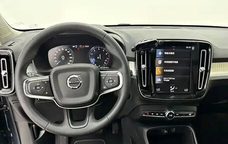 Volvo XC40 I, 2022 год, 2 820 080 рублей, 6 фотография