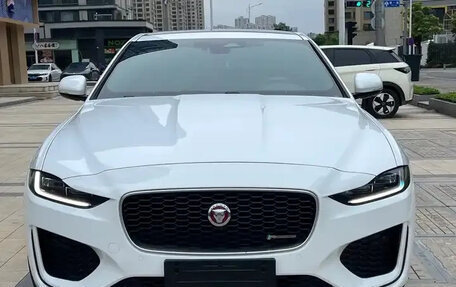 Jaguar XE I рестайлинг, 2022 год, 2 450 045 рублей, 5 фотография