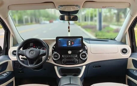 Mercedes-Benz Vito, 2021 год, 3 440 000 рублей, 7 фотография