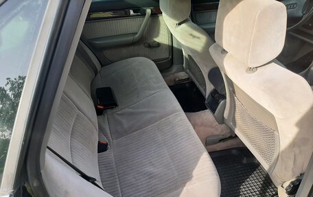 Audi A6, 1994 год, 415 000 рублей, 7 фотография