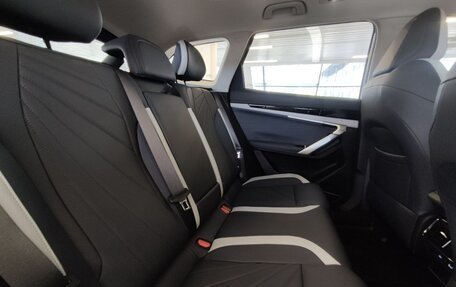 Geely Atlas, 2024 год, 3 717 190 рублей, 21 фотография
