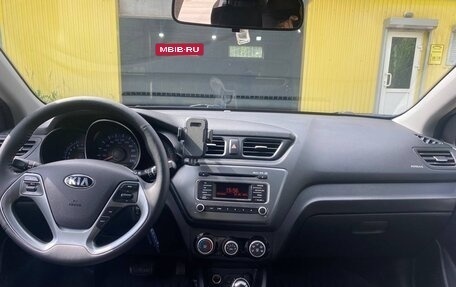 KIA Rio III рестайлинг, 2016 год, 920 000 рублей, 6 фотография