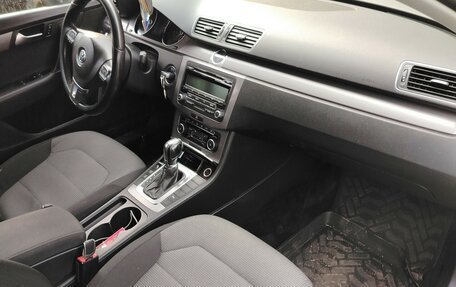 Volkswagen Passat B7, 2011 год, 1 186 000 рублей, 4 фотография