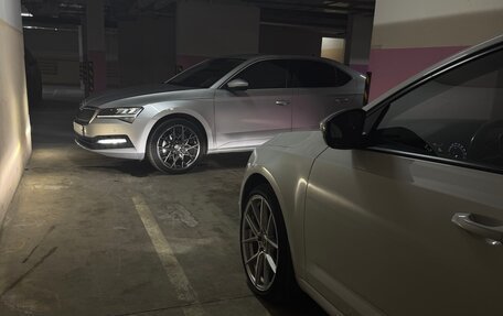 Skoda Superb III рестайлинг, 2022 год, 3 250 000 рублей, 3 фотография