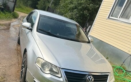 Volkswagen Passat B6, 2009 год, 600 000 рублей, 2 фотография