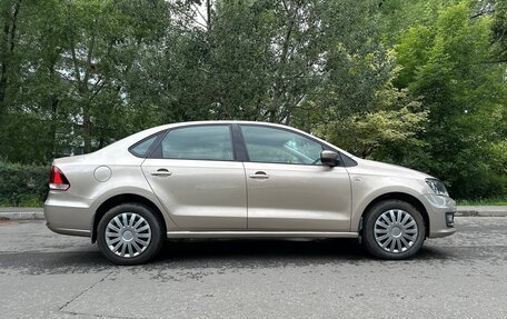 Volkswagen Polo VI (EU Market), 2015 год, 900 000 рублей, 3 фотография