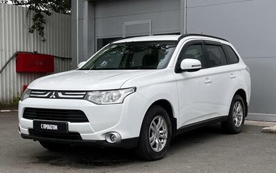 Mitsubishi Outlander III рестайлинг 3, 2013 год, 1 190 000 рублей, 1 фотография