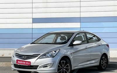 Hyundai Solaris II рестайлинг, 2015 год, 925 000 рублей, 1 фотография