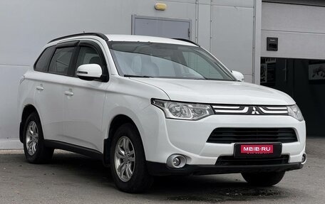 Mitsubishi Outlander III рестайлинг 3, 2013 год, 1 190 000 рублей, 3 фотография