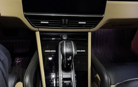 Porsche Cayenne III, 2021 год, 12 000 000 рублей, 7 фотография