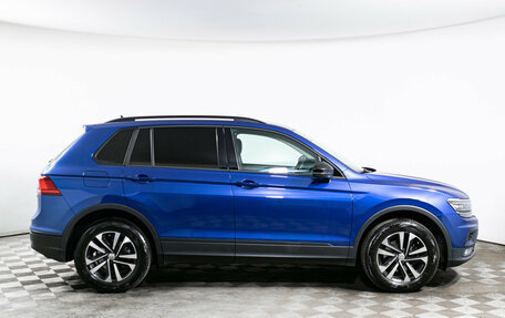 Volkswagen Tiguan II, 2019 год, 2 460 000 рублей, 4 фотография