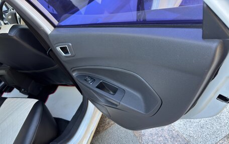 Ford Fiesta, 2017 год, 950 000 рублей, 12 фотография