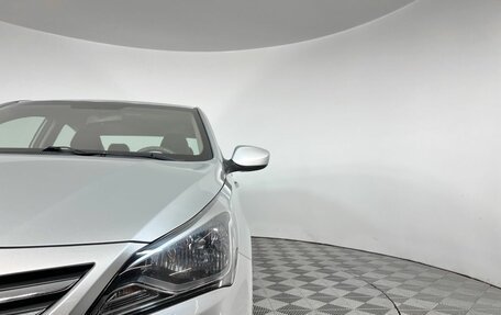 Hyundai Solaris II рестайлинг, 2015 год, 925 000 рублей, 9 фотография