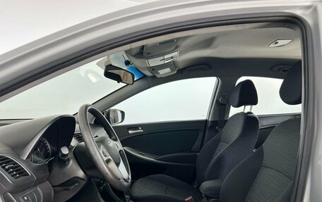 Hyundai Solaris II рестайлинг, 2015 год, 925 000 рублей, 15 фотография