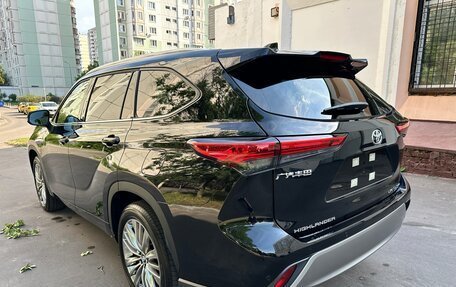 Toyota Highlander, 2025 год, 5 050 000 рублей, 8 фотография