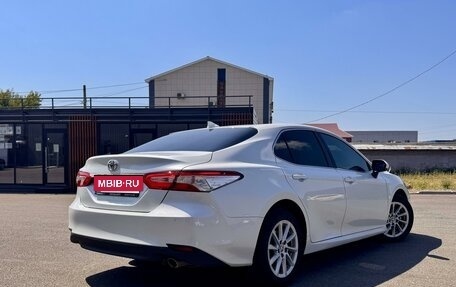 Toyota Camry, 2019 год, 2 600 000 рублей, 6 фотография