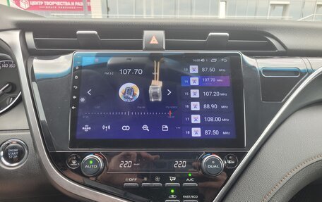 Toyota Camry, 2019 год, 2 600 000 рублей, 19 фотография
