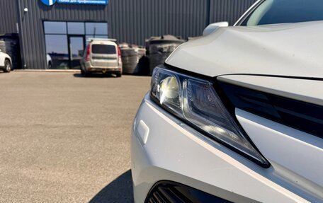 Toyota Camry, 2019 год, 2 600 000 рублей, 23 фотография