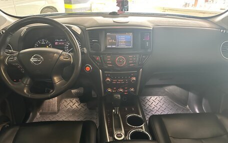 Nissan Pathfinder, 2014 год, 1 850 000 рублей, 17 фотография