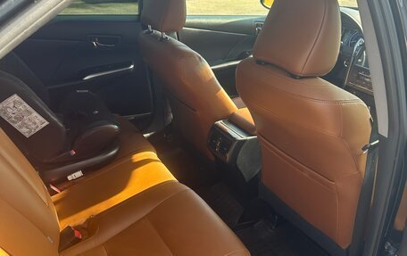 Toyota Camry, 2017 год, 1 490 000 рублей, 5 фотография