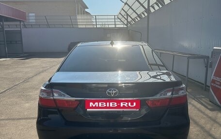 Toyota Camry, 2017 год, 1 490 000 рублей, 3 фотография