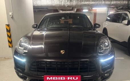 Porsche Macan I рестайлинг, 2016 год, 3 200 000 рублей, 2 фотография