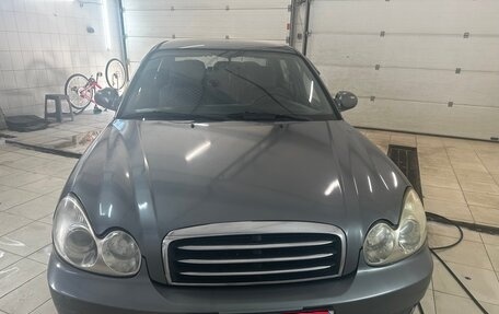 Hyundai Sonata IV рестайлинг, 2004 год, 300 000 рублей, 1 фотография
