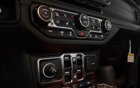 Jeep Wrangler, 2024 год, 16 190 000 рублей, 23 фотография