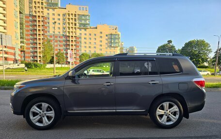 Toyota Highlander III, 2010 год, 1 600 000 рублей, 4 фотография